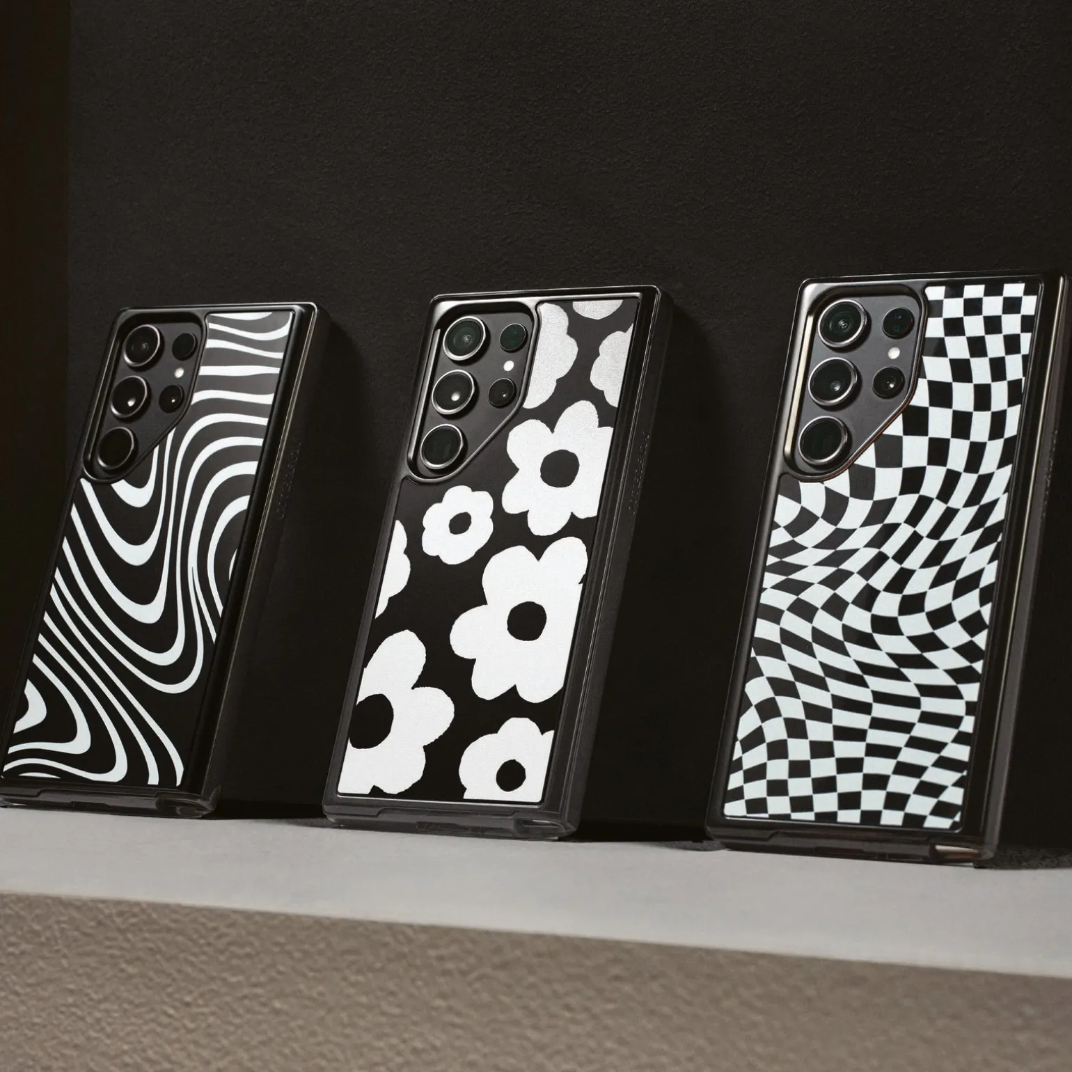 Symmetry Series Clear Black + White